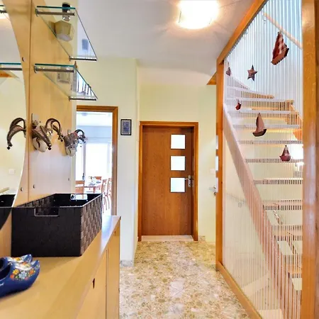 Captain's Villa *
